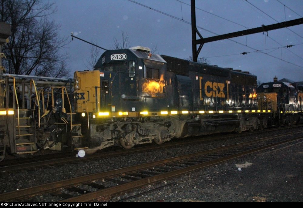 CSX 2430 on Q410-02